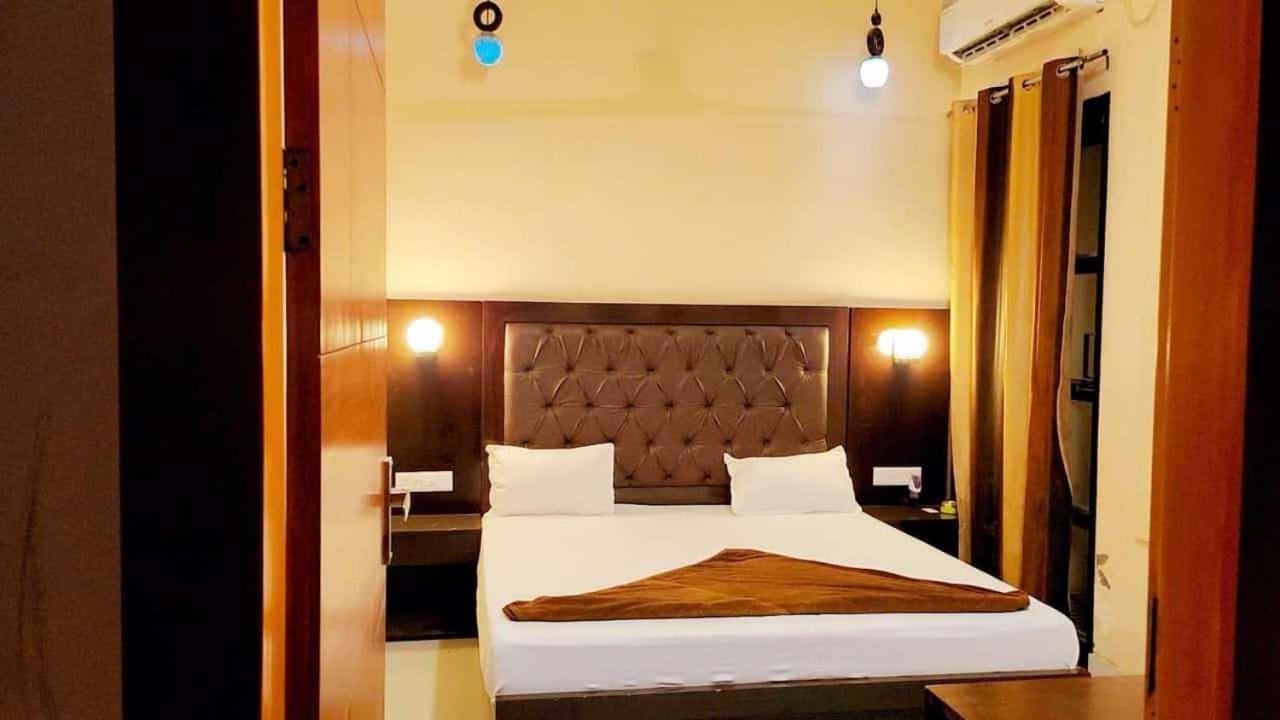 Hotel O The Miraj ソニパット エクステリア 写真