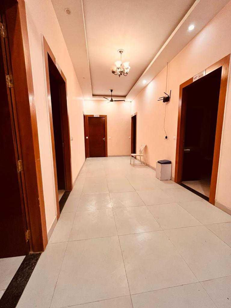 Hotel O The Miraj ソニパット エクステリア 写真